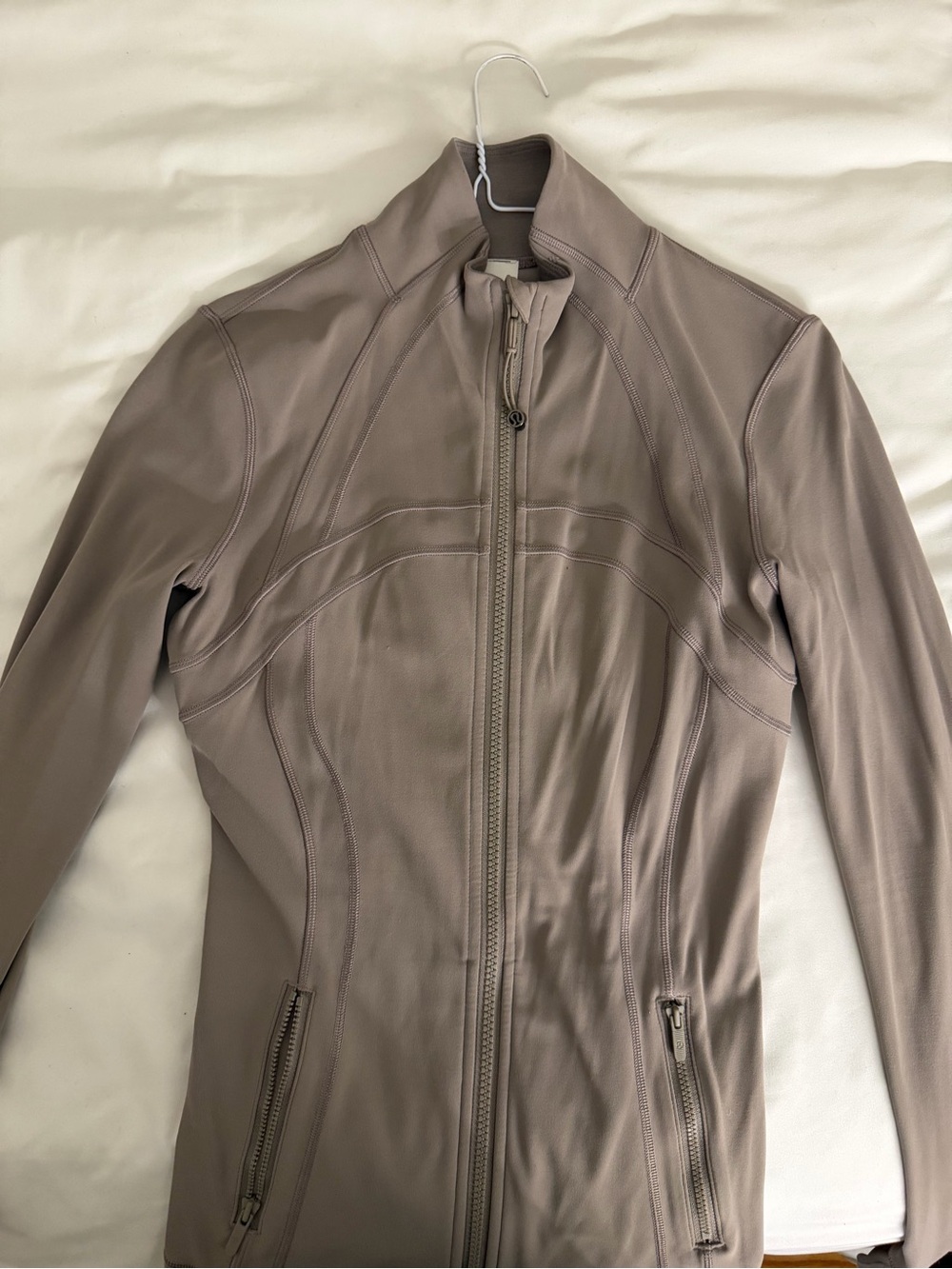 Lululemon Define Jacket Nulu Size 4 Warm Ash Grey